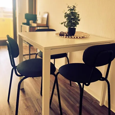 Stylische Oase Nahe Stuttgart, Zentral! Appartement